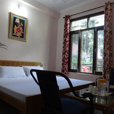 Hotel Kumar Residency Νταραμσάλα Εξωτερικό φωτογραφία