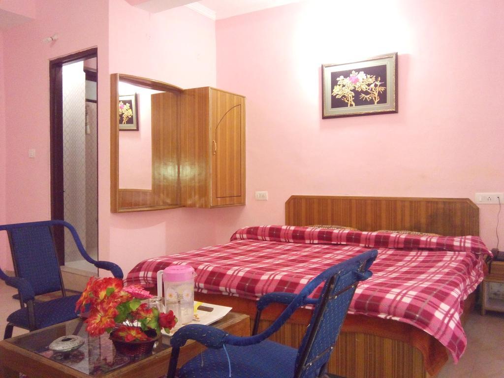 Hotel Kumar Residency Νταραμσάλα Εξωτερικό φωτογραφία