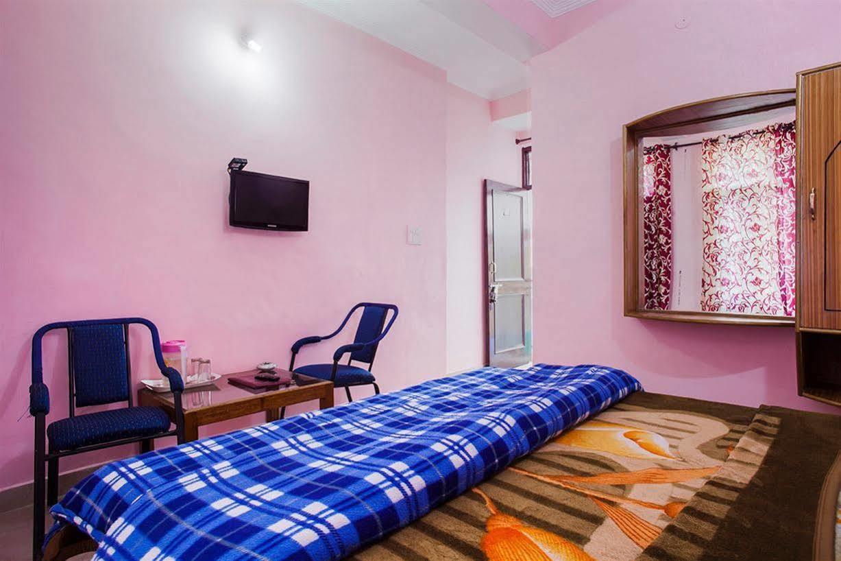 Hotel Kumar Residency Νταραμσάλα Εξωτερικό φωτογραφία